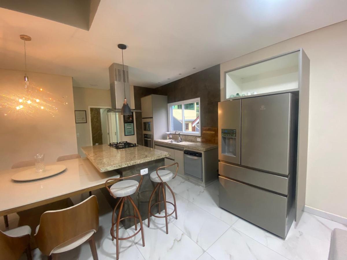 Hostyn Casa Manancial -4 Suites E Natureza Proxima Ao Capivari Campos do Jordão エクステリア 写真